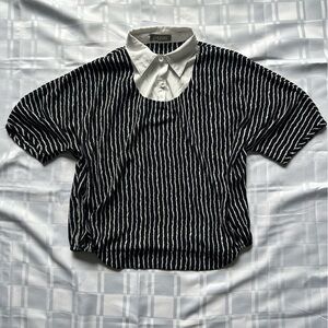 Dar Fure Black and White Bat Sleeve Loose Fit Blouse with Button Collar